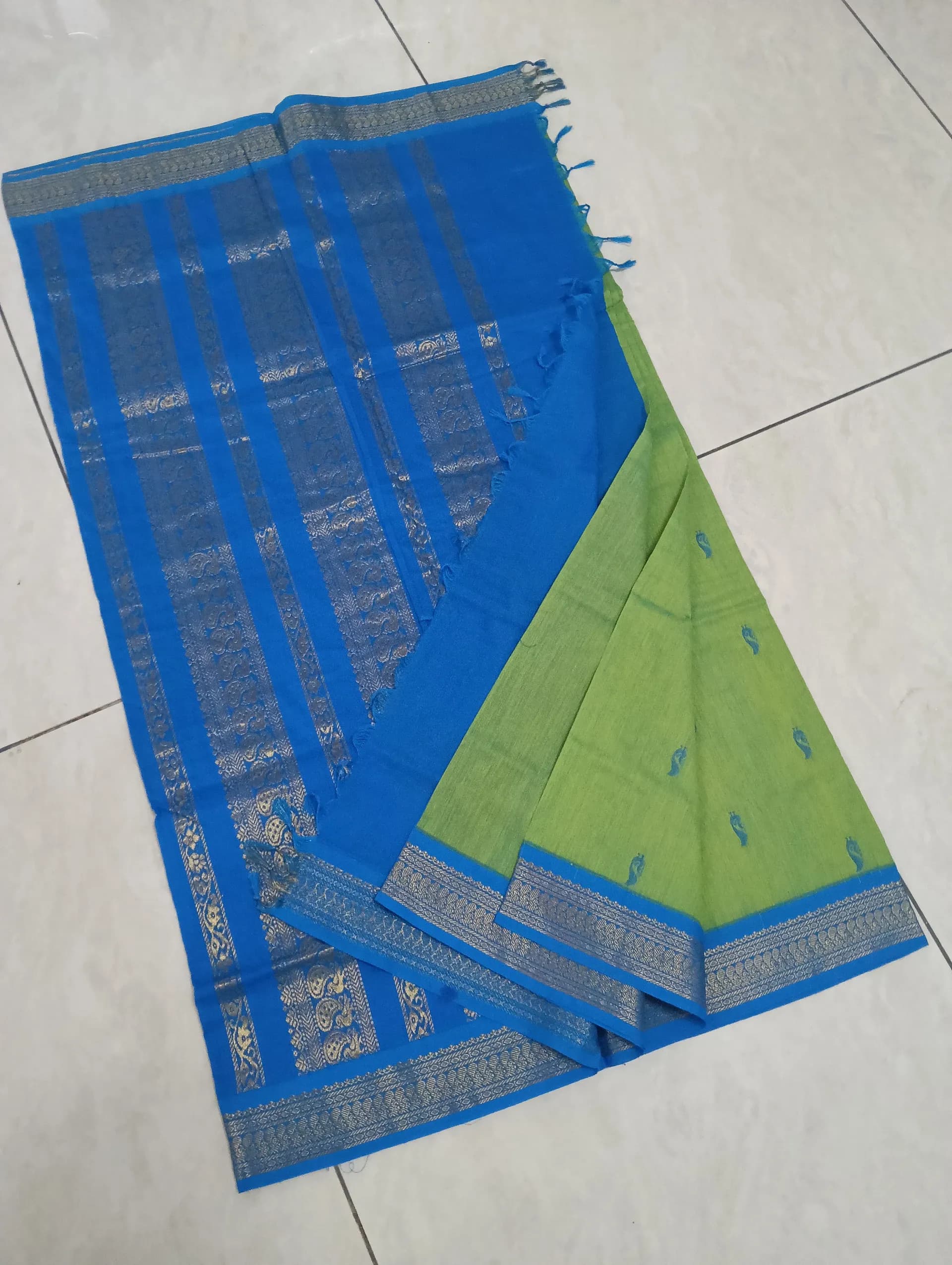 Kalyani cotton saree plain (blue and green combo)