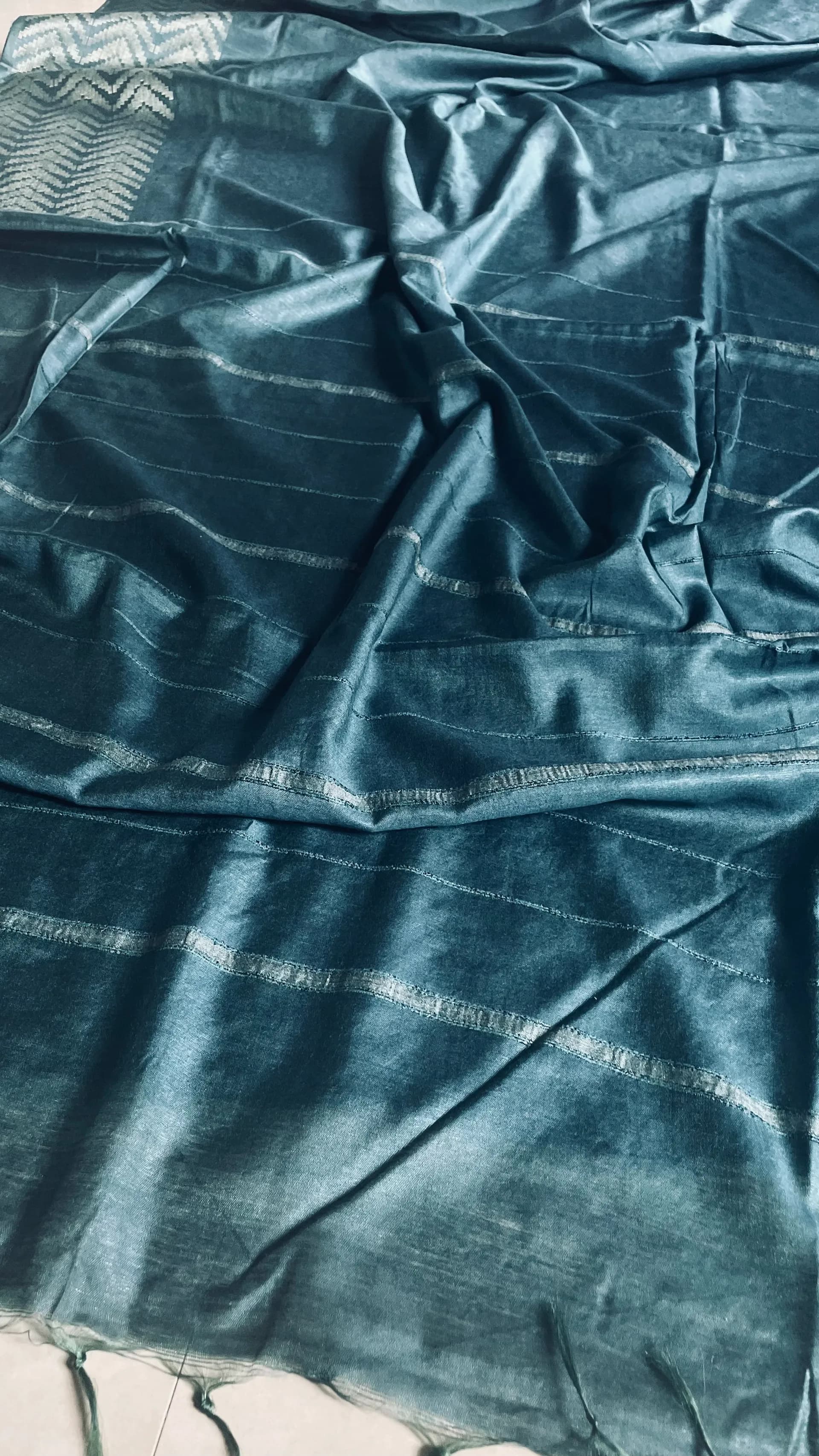 Staple weaving handloom silk saree